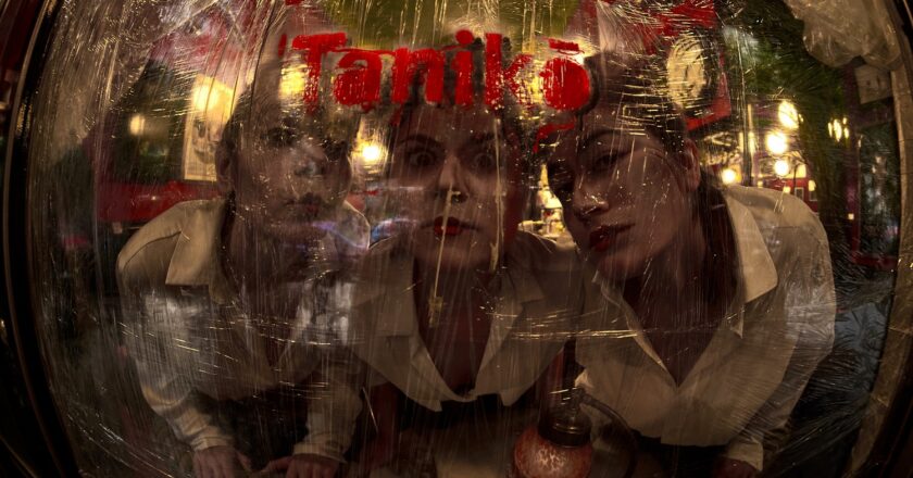 Το wine bar «Taniko» επιστρέφει στο Studio Μαυρομιχάλη για 8 παραστάσεις